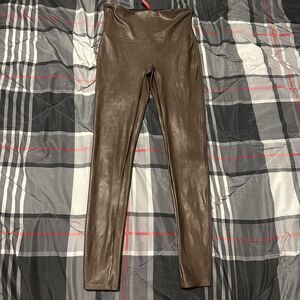 SPANX Leggings in Brown